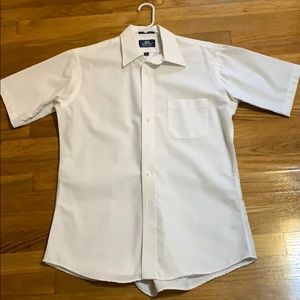 Nice Men’s White dress shirt.